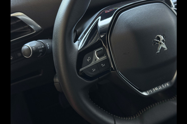 Peugeot 3008 1.6 HYBRID PHEV ALLURE PACK CARPLAY NAVI CAMERA BLINDSPOT Plug in Hybrid Peugeot 3008 1.6 HYBRID PHEV ALLURE PACK CARPLAY NAVI CAMERA BLINDSPOT Plug in Hybrid