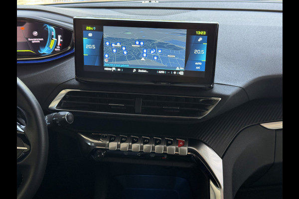 Peugeot 3008 1.6 HYBRID PHEV ALLURE PACK CARPLAY NAVI CAMERA BLINDSPOT Plug in Hybrid Peugeot 3008 1.6 HYBRID PHEV ALLURE PACK CARPLAY NAVI CAMERA BLINDSPOT Plug in Hybrid