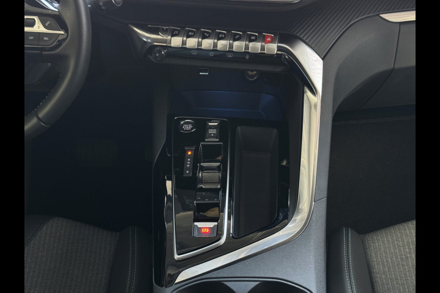 Peugeot 3008 1.6 HYBRID PHEV ALLURE PACK CARPLAY NAVI CAMERA BLINDSPOT Plug in Hybrid Peugeot 3008 1.6 HYBRID PHEV ALLURE PACK CARPLAY NAVI CAMERA BLINDSPOT Plug in Hybrid