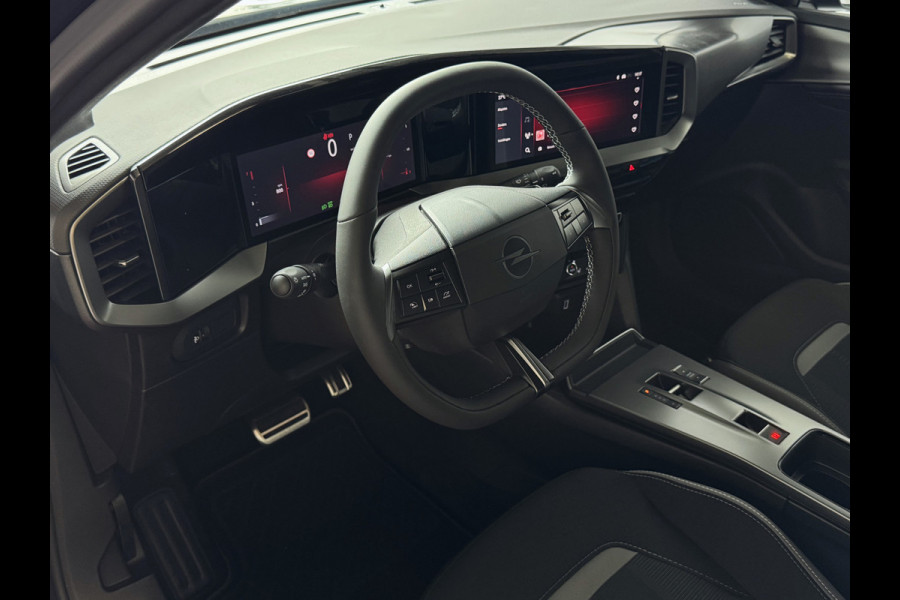 Opel Mokka 1.2 TURBO 130PK GS LINE / BLACK PACK 360.CAM 06/2025 CAPRLAY STOEL/STUUR VERW CAMERA