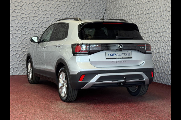 Volkswagen T-Cross DE VERNIEUWDE T-CROSS 116PK 17''LMV TREKHAAK CAMERA VIR.COCKPIT STOELVERW. ADAP.CRUISE LMV CARPLAY 2025 "Volkswagen rijden begint bij Topautos.nl – 75 topmodellen direct op voorraad!"
