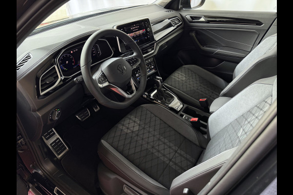 Volkswagen T-Roc ✅ NIEUWE AUTO ✅ 1.5 TSI DSG 2025 R-LINE 150PK AFN.TREKHAAK IQ LIGHT ALCANTARA ELEK.KLEP CARPLAY STOEL/STUUR VERW. 19"LMV VIR.COC 2025 RLINE R LINE "Volkswagen rijden begint bij Topautos.nl – 75 topmodellen direct op voorraad!"