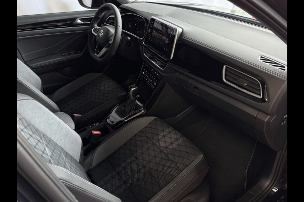 Volkswagen T-Roc ✅ NIEUWE AUTO ✅ 1.5 TSI DSG 2025 R-LINE 150PK AFN.TREKHAAK IQ LIGHT ALCANTARA ELEK.KLEP CARPLAY STOEL/STUUR VERW. 19"LMV VIR.COC 2025 RLINE R LINE "Volkswagen rijden begint bij Topautos.nl – 75 topmodellen direct op voorraad!"