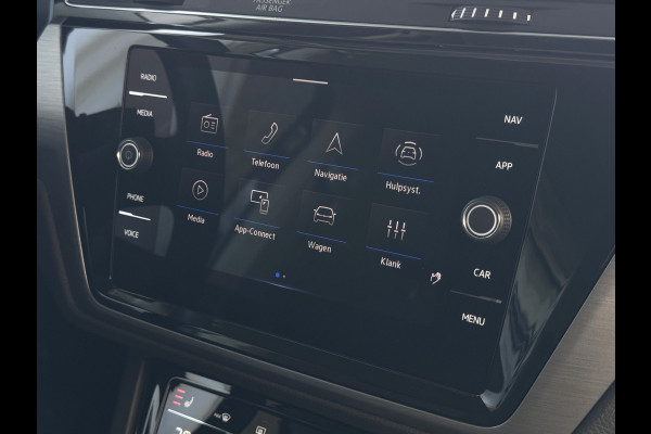 Volkswagen Touran 1.5 TSI 150PK 7P CARPLAY NAVI CAMERA LED ELEK.KLEP VIR.COCKPIT DODE.HOEK DET. STOELVERW KEYLESS 7P 7PERS 09/2024 "Volkswagen rijden begint bij Topautos.nl – 75 topmodellen direct op voorraad!"