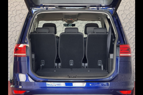 Volkswagen Touran 1.5 TSI 150PK 7P CARPLAY NAVI CAMERA LED ELEK.KLEP VIR.COCKPIT DODE.HOEK DET. STOELVERW KEYLESS 7P 7PERS 09/2024 "Volkswagen rijden begint bij Topautos.nl – 75 topmodellen direct op voorraad!"