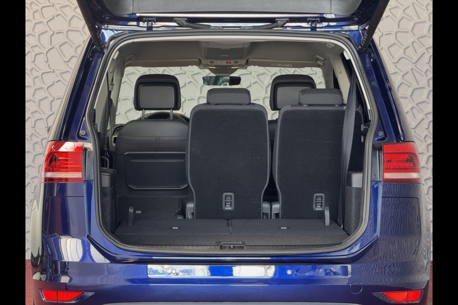 Volkswagen Touran 1.5 TSI 150PK 7P CARPLAY NAVI CAMERA LED ELEK.KLEP VIR.COCKPIT DODE.HOEK DET. STOELVERW KEYLESS 7P 7PERS 09/2024 "Volkswagen rijden begint bij Topautos.nl – 75 topmodellen direct op voorraad!"