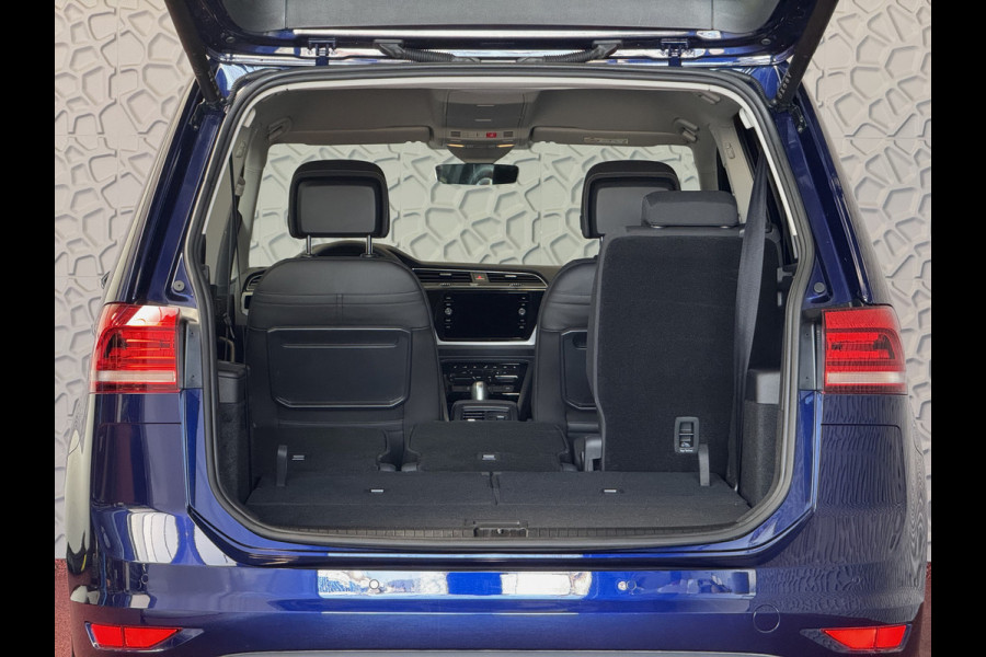 Volkswagen Touran 1.5 TSI 150PK 7P CARPLAY NAVI CAMERA LED ELEK.KLEP VIR.COCKPIT DODE.HOEK DET. STOELVERW KEYLESS 7P 7PERS 09/2024 "Volkswagen rijden begint bij Topautos.nl – 75 topmodellen direct op voorraad!"