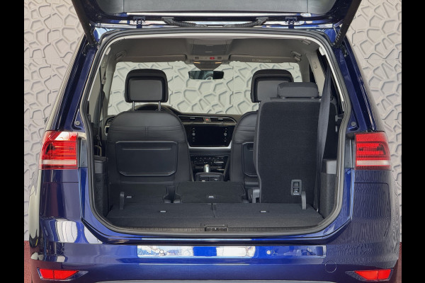 Volkswagen Touran 1.5 TSI 150PK 7P CARPLAY NAVI CAMERA LED ELEK.KLEP VIR.COCKPIT DODE.HOEK DET. STOELVERW KEYLESS 7P 7PERS 09/2024 "Volkswagen rijden begint bij Topautos.nl – 75 topmodellen direct op voorraad!"