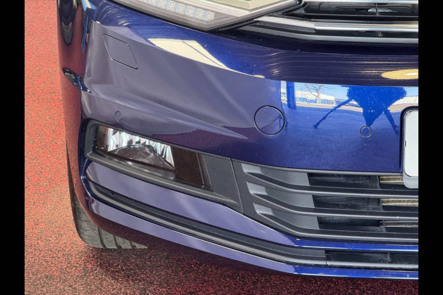 Volkswagen Touran 1.5 TSI 150PK 7P CARPLAY NAVI CAMERA LED ELEK.KLEP VIR.COCKPIT DODE.HOEK DET. STOELVERW KEYLESS 7P 7PERS 09/2024 "Volkswagen rijden begint bij Topautos.nl – 75 topmodellen direct op voorraad!"