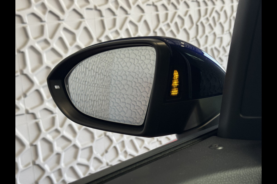 Volkswagen Touran 1.5 TSI 150PK 7P CARPLAY NAVI CAMERA LED ELEK.KLEP VIR.COCKPIT DODE.HOEK DET. STOELVERW KEYLESS 7P 7PERS 09/2024 "Volkswagen rijden begint bij Topautos.nl – 75 topmodellen direct op voorraad!"