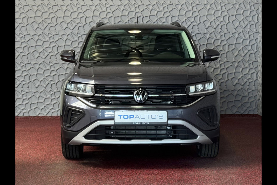 Volkswagen T-Cross T-CROSS 116PK 17''LMV TREKHAAK CAMERA VIR.COCKPIT STOELVERW. ADAP.CRUISE LMV CARPLAY 2025 "Volkswagen rijden begint bij Topautos.nl – 75 topmodellen direct op voorraad!"