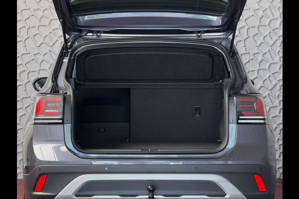 Volkswagen T-Cross T-CROSS 116PK 17''LMV TREKHAAK CAMERA VIR.COCKPIT STOELVERW. ADAP.CRUISE LMV CARPLAY 2025 "Volkswagen rijden begint bij Topautos.nl – 75 topmodellen direct op voorraad!"