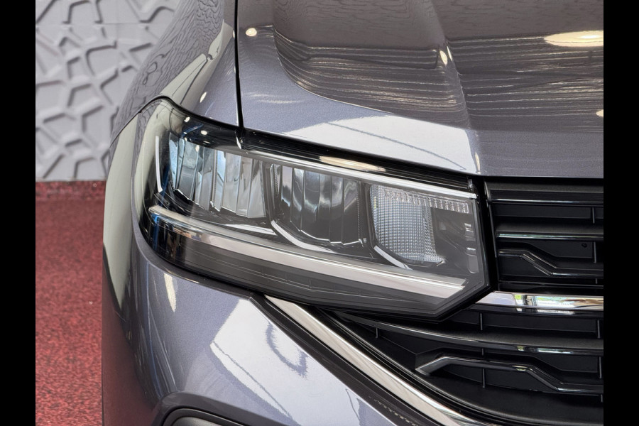 Volkswagen T-Cross T-CROSS 116PK 17''LMV TREKHAAK CAMERA VIR.COCKPIT STOELVERW. ADAP.CRUISE LMV CARPLAY 2025 "Volkswagen rijden begint bij Topautos.nl – 75 topmodellen direct op voorraad!"