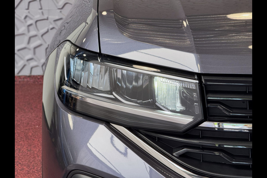 Volkswagen T-Cross T-CROSS 116PK 17''LMV TREKHAAK CAMERA VIR.COCKPIT STOELVERW. ADAP.CRUISE LMV CARPLAY 2025 "Volkswagen rijden begint bij Topautos.nl – 75 topmodellen direct op voorraad!"