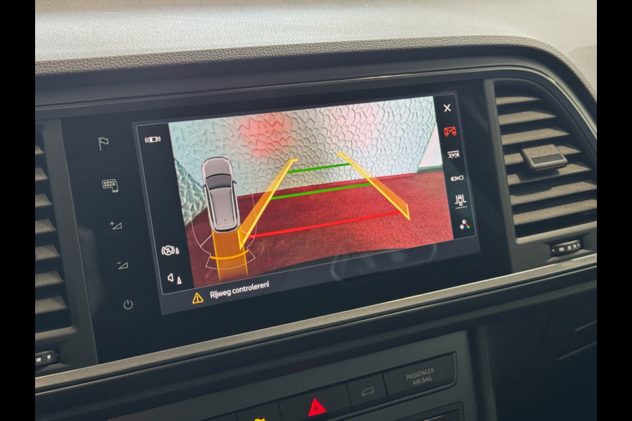 Seat Ateca CUPRA 1.5 TSI MATRIX LED ELEK.KLEP STANDKACHEL NAVI CAMERA CARPLAY STOEL/STUUR VERW. 06/2024