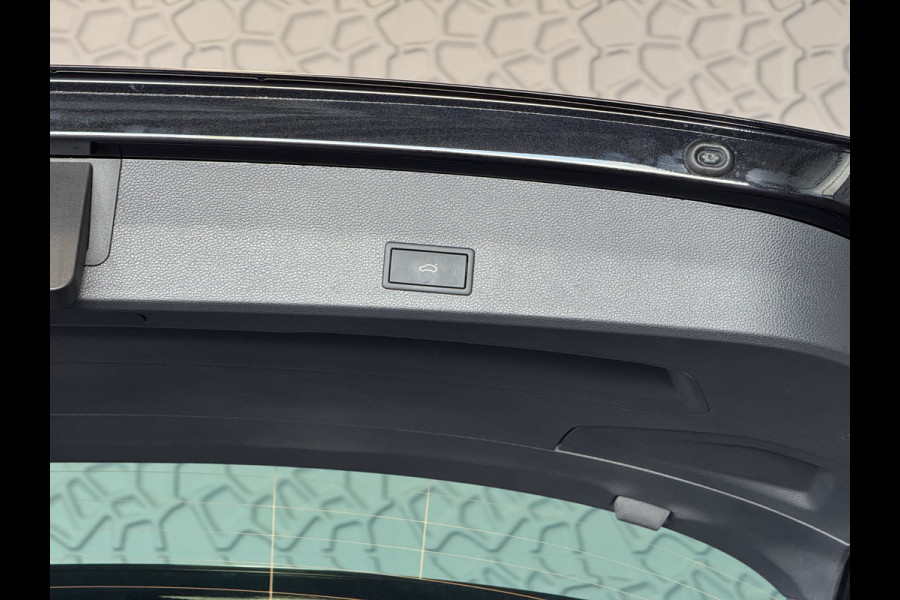 Seat Ateca CUPRA 1.5 TSI MATRIX LED ELEK.KLEP STANDKACHEL NAVI CAMERA CARPLAY STOEL/STUUR VERW. 06/2024