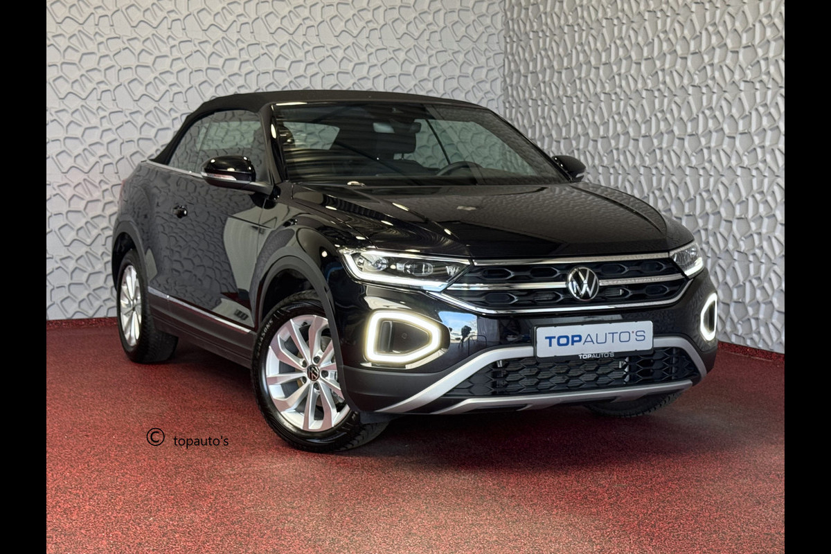 Volkswagen T-Roc Cabrio TSI VIR.COCKPIT CARPLAY NAVI IQ.LED STOEL/STUUR.VERW DAB ADAP.CRUISE 05/2024 "Volkswagen rijden begint bij Topautos.nl – 75 topmodellen direct op voorraad!"