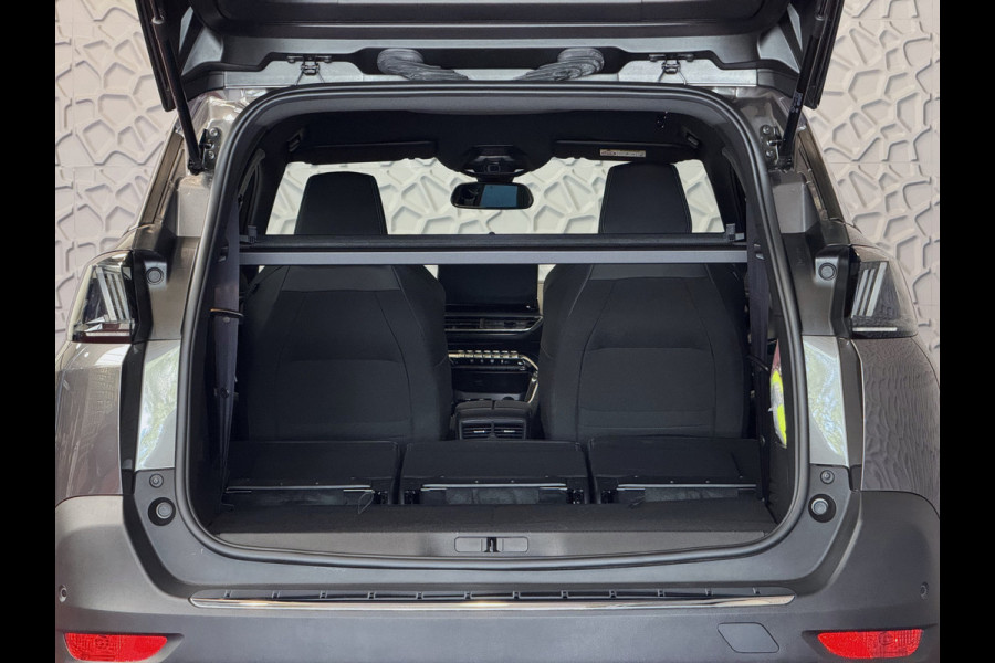 Peugeot 5008 1.2 130PK ALLURE PACK 7PERS NAVI CAMERA ZWARTE HEMEL LED LMV 7P 7 Persoons Peugeot 5008 1.2 130PK ALLURE PACK 7PERS NAVI CAMERA ZWARTE HEMEL LED LMV 7P 7 Persoons