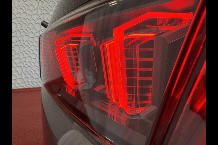 Peugeot 5008 1.2 130PK ALLURE PACK 7PERS NAVI CAMERA ZWARTE HEMEL LED LMV 7P 7 Persoons Peugeot 5008 1.2 130PK ALLURE PACK 7PERS NAVI CAMERA ZWARTE HEMEL LED LMV 7P 7 Persoons