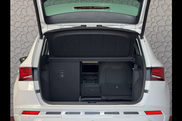 Seat Ateca CUPRA 1.5 TSI VIR.COCKPIT BEATS MATRIX LED ELEK.KLEP TREKHAAK NAVI CAMERA CARPLAY STOEL/STUUR VERW. 09/2024