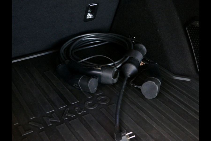 Lynk & Co 01 1.5 261 PK 360.CAM 3990 KM!PANORAMA CARPLAY PHEV 2023 4 JAAR GARANTIE Plug-in Hybrid PHEV