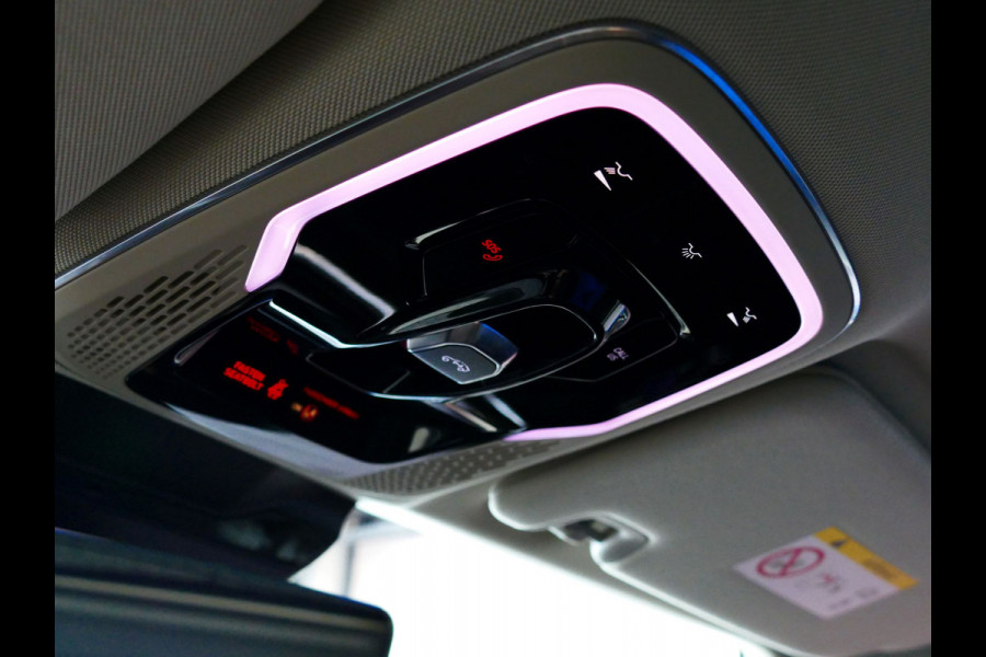 Lynk & Co 01 1.5 261 PK 360.CAM 3990 KM!PANORAMA CARPLAY PHEV 2023 4 JAAR GARANTIE Plug-in Hybrid PHEV