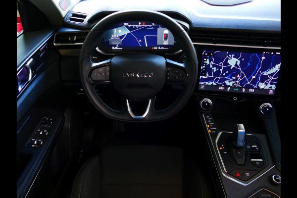 Lynk & Co 01 1.5 261 PK 360.CAM 3990 KM!PANORAMA CARPLAY PHEV 2023 4 JAAR GARANTIE Plug-in Hybrid PHEV
