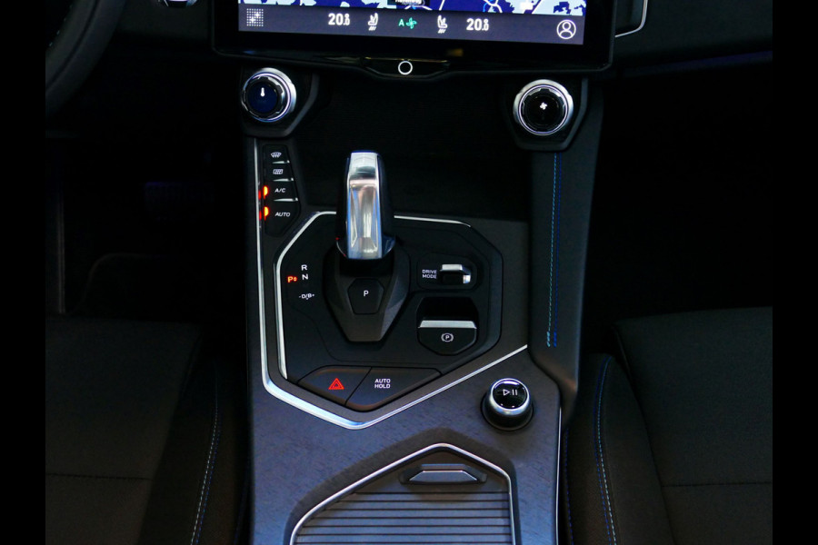 Lynk & Co 01 1.5 261 PK 360.CAM 3990 KM!PANORAMA CARPLAY PHEV 2023 4 JAAR GARANTIE Plug-in Hybrid PHEV