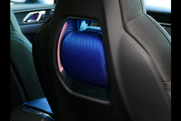 Lynk & Co 01 1.5 261 PK 360.CAM 3990 KM!PANORAMA CARPLAY PHEV 2023 4 JAAR GARANTIE Plug-in Hybrid PHEV