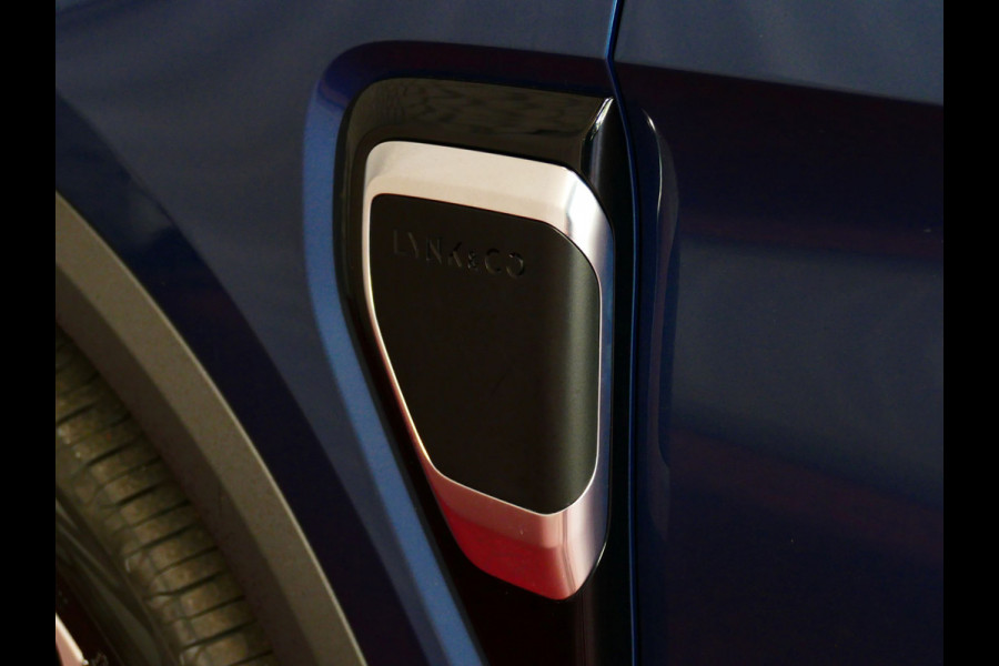 Lynk & Co 01 1.5 261 PK 360.CAM 3990 KM!PANORAMA CARPLAY PHEV 2023 4 JAAR GARANTIE Plug-in Hybrid PHEV