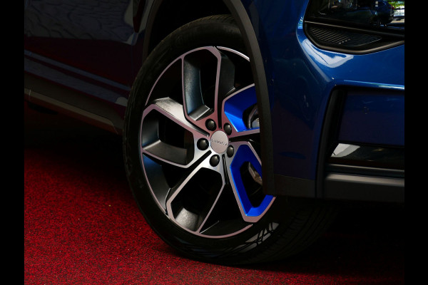 Lynk & Co 01 1.5 261 PK 360.CAM 3990 KM!PANORAMA CARPLAY PHEV 2023 4 JAAR GARANTIE Plug-in Hybrid PHEV