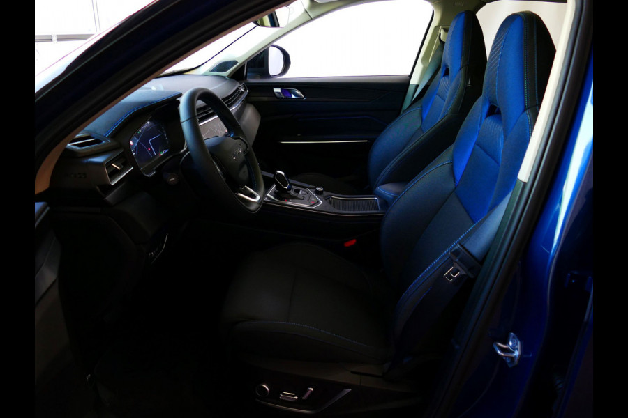 Lynk & Co 01 1.5 261 PK 360.CAM 3990 KM!PANORAMA CARPLAY PHEV 2023 4 JAAR GARANTIE Plug-in Hybrid PHEV