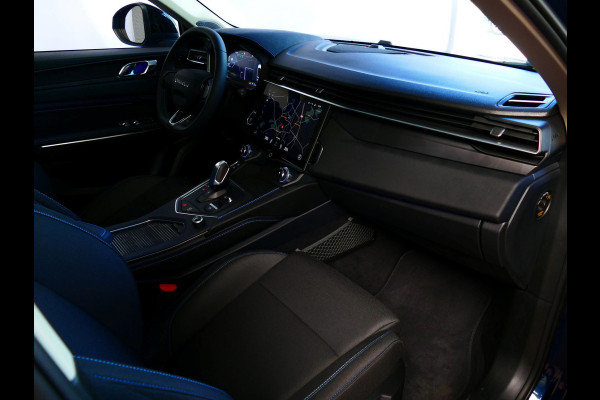 Lynk & Co 01 1.5 261 PK 360.CAM 3990 KM!PANORAMA CARPLAY PHEV 2023 4 JAAR GARANTIE Plug-in Hybrid PHEV