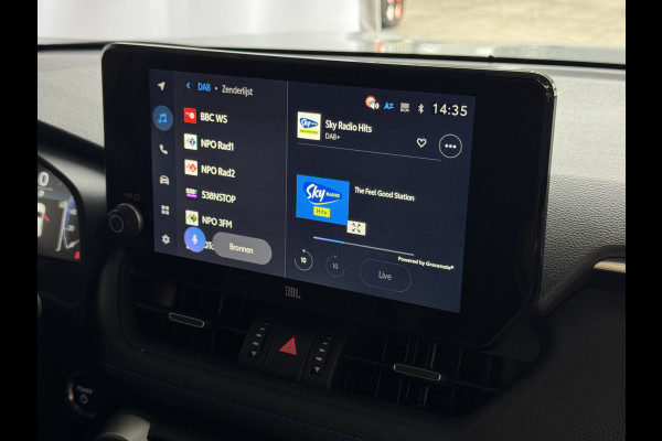 Toyota RAV4 2.5 Hybrid STYLE BI-TONE LED LEER 360 CAMERA ELEK.KLEP NAVI 360.CAMERA JBL ZWARTE HEMEL ADAP.CRUISE ELEK.STOEL/STUUR STOELVERW. ✅2025✅