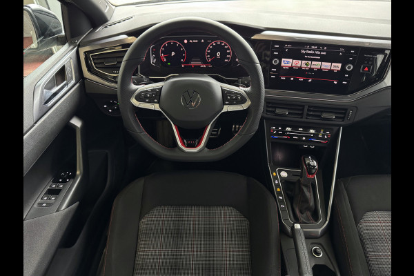 Volkswagen Polo 2.0 TSI GTI 207PK PANO IQ LED/GRILL CAMERA STOELVERW ADAP.CRUIS ZWARTE.HEMEL 18'' LMV BEATS AUDIO "Volkswagen rijden begint bij Topautos.nl – 75 topmodellen direct op voorraad!"