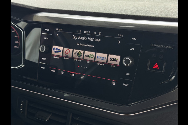 Volkswagen Polo 2.0 TSI GTI 207PK PANO IQ LED/GRILL CAMERA STOELVERW ADAP.CRUIS ZWARTE.HEMEL 18'' LMV BEATS AUDIO "Volkswagen rijden begint bij Topautos.nl – 75 topmodellen direct op voorraad!"