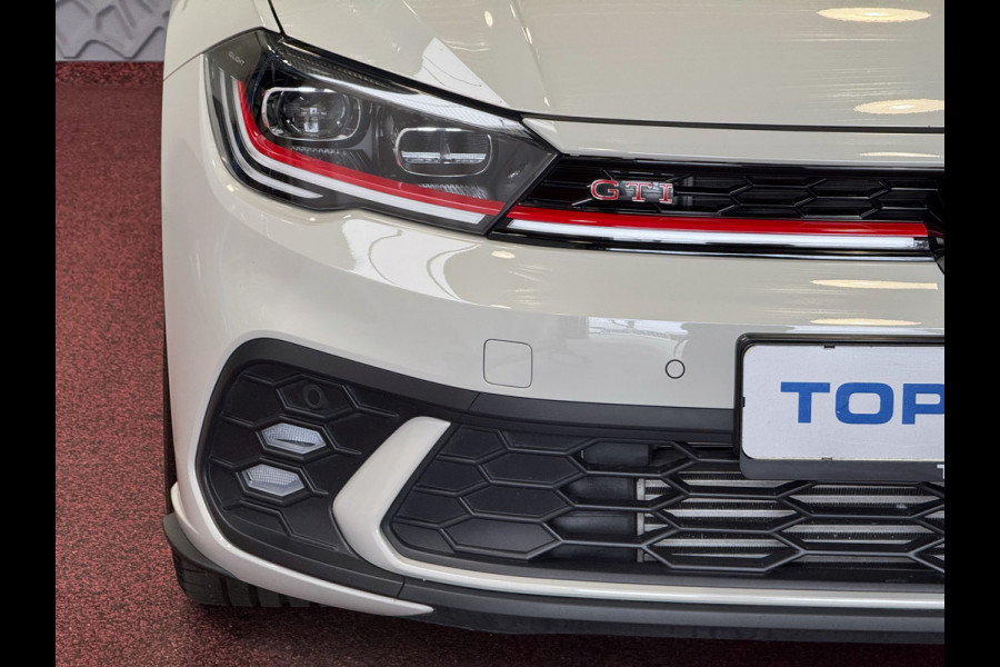 Volkswagen Polo 2.0 TSI GTI 207PK PANO IQ LED/GRILL CAMERA STOELVERW ADAP.CRUIS ZWARTE.HEMEL 18'' LMV BEATS AUDIO "Volkswagen rijden begint bij Topautos.nl – 75 topmodellen direct op voorraad!"