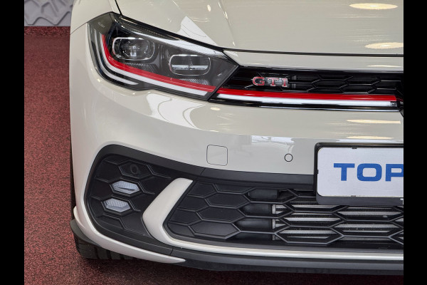 Volkswagen Polo 2.0 TSI GTI 207PK PANO IQ LED/GRILL CAMERA STOELVERW ADAP.CRUIS ZWARTE.HEMEL 18'' LMV BEATS AUDIO "Volkswagen rijden begint bij Topautos.nl – 75 topmodellen direct op voorraad!"