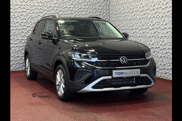 Volkswagen T-Cross ✅ NIEUWE AUTO✅ T-CROSS 116PK 17''LMV DODE HOEK TREKHAAK CAMERA VIR.COCKPIT STOELVERW. ADAP.CRUISE LMV CARPLAY 2025 "Volkswagen rijden begint bij Topautos.nl – 75 topmodellen direct op voorraad!"