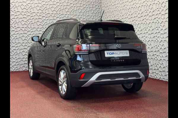 Volkswagen T-Cross ✅ NIEUWE AUTO✅ T-CROSS 116PK 17''LMV DODE HOEK TREKHAAK CAMERA VIR.COCKPIT STOELVERW. ADAP.CRUISE LMV CARPLAY 2025 "Volkswagen rijden begint bij Topautos.nl – 75 topmodellen direct op voorraad!"