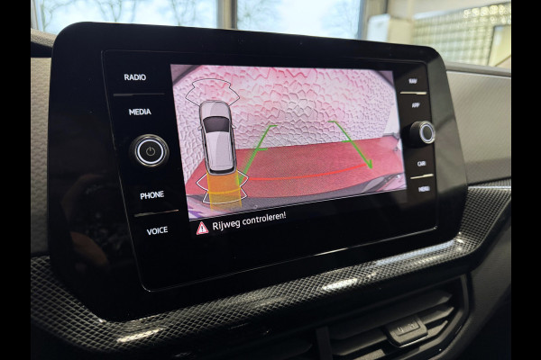 Volkswagen T-Cross ✅ NIEUWE AUTO✅ T-CROSS 116PK 17''LMV DODE HOEK TREKHAAK CAMERA VIR.COCKPIT STOELVERW. ADAP.CRUISE LMV CARPLAY 2025 "Volkswagen rijden begint bij Topautos.nl – 75 topmodellen direct op voorraad!"