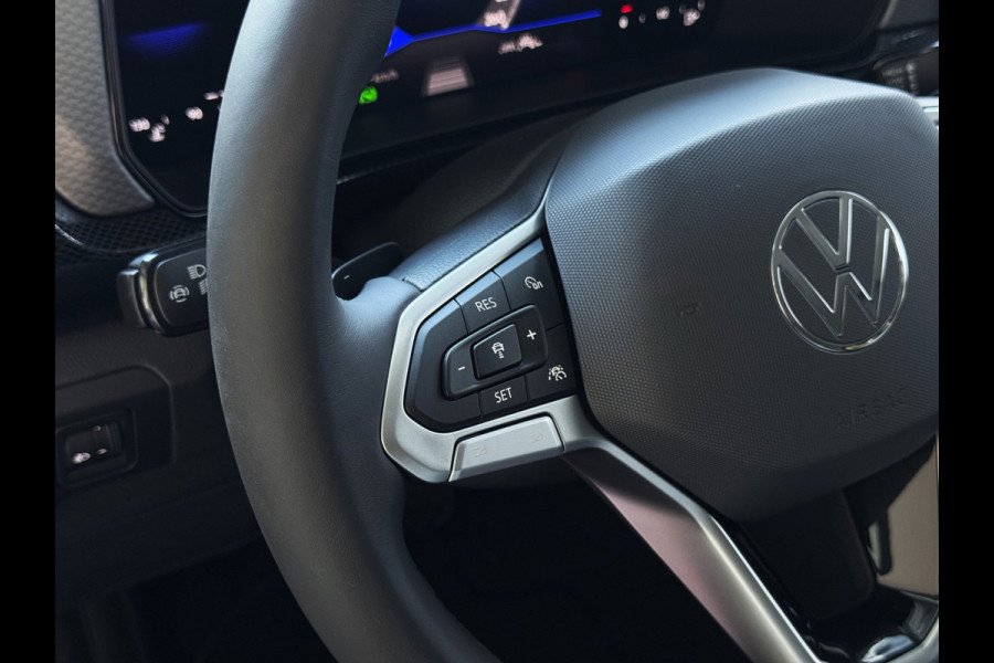 Volkswagen T-Cross ✅ NIEUWE AUTO✅ T-CROSS 116PK 17''LMV DODE HOEK TREKHAAK CAMERA VIR.COCKPIT STOELVERW. ADAP.CRUISE LMV CARPLAY 2025 "Volkswagen rijden begint bij Topautos.nl – 75 topmodellen direct op voorraad!"