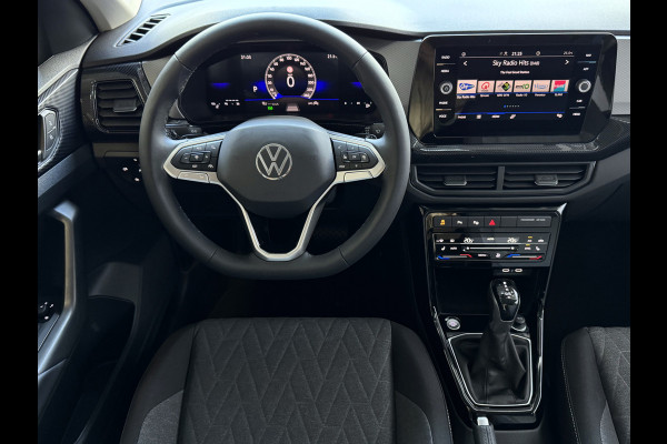 Volkswagen T-Cross ✅ NIEUWE AUTO✅ T-CROSS 116PK 17''LMV DODE HOEK TREKHAAK CAMERA VIR.COCKPIT STOELVERW. ADAP.CRUISE LMV CARPLAY 2025 "Volkswagen rijden begint bij Topautos.nl – 75 topmodellen direct op voorraad!"