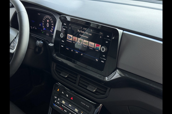 Volkswagen T-Cross ✅ NIEUWE AUTO✅ T-CROSS 116PK 17''LMV DODE HOEK TREKHAAK CAMERA VIR.COCKPIT STOELVERW. ADAP.CRUISE LMV CARPLAY 2025 "Volkswagen rijden begint bij Topautos.nl – 75 topmodellen direct op voorraad!"
