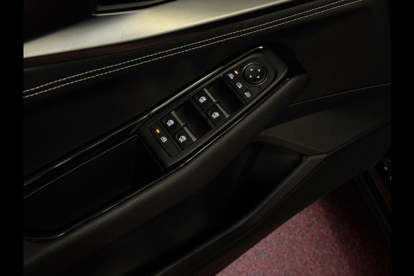 Renault Austral 1.3 160PK 4.CILINDER TECHNO ELEK.KLEP ELEK.STOEL NAVI STOEL/STUUR/RUIT VERW. LED LEER 1800KG MAX TREKGEWICHT