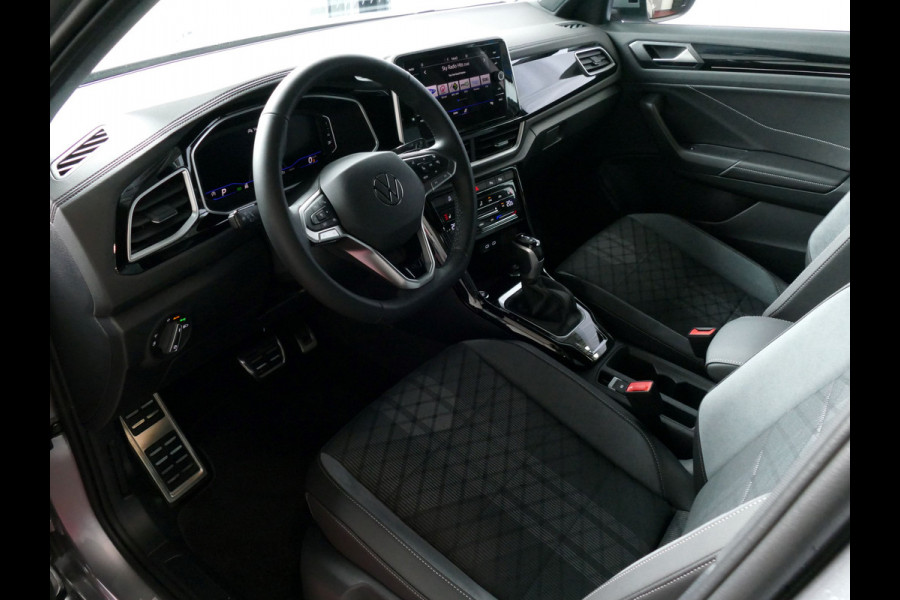 Volkswagen T-Roc 1.5 TSI 150PK R-LINE EVO IQ LIGHT ALCANTARA ELEK.KLEP CARPLAY STOEL/STUUR VERW. 18"LMV VIR.COCKPIT 2024 "Volkswagen rijden begint bij Topautos.nl – 75 topmodellen direct op voorraad!"