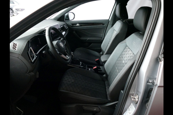Volkswagen T-Roc 1.5 TSI 150PK R-LINE EVO IQ LIGHT ALCANTARA ELEK.KLEP CARPLAY STOEL/STUUR VERW. 18"LMV VIR.COCKPIT 2024 "Volkswagen rijden begint bij Topautos.nl – 75 topmodellen direct op voorraad!"