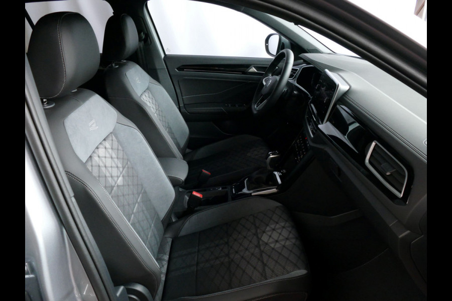 Volkswagen T-Roc 1.5 TSI 150PK R-LINE EVO IQ LIGHT ALCANTARA ELEK.KLEP CARPLAY STOEL/STUUR VERW. 18"LMV VIR.COCKPIT 2024 "Volkswagen rijden begint bij Topautos.nl – 75 topmodellen direct op voorraad!"