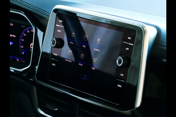 Volkswagen T-Roc 1.5 TSI 150PK R-LINE EVO IQ LIGHT ALCANTARA ELEK.KLEP CARPLAY STOEL/STUUR VERW. 18"LMV VIR.COCKPIT 2024 "Volkswagen rijden begint bij Topautos.nl – 75 topmodellen direct op voorraad!"