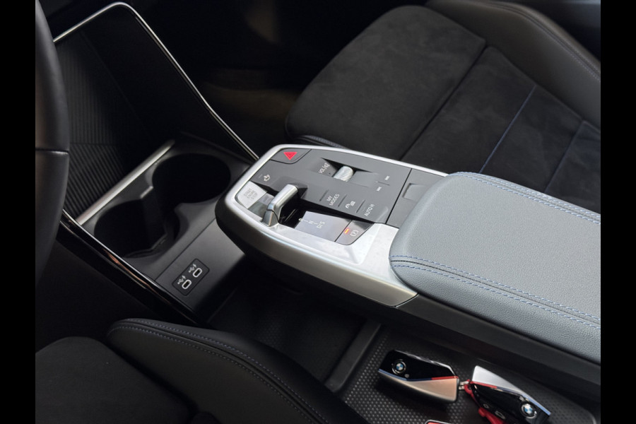 BMW 2 Serie Active Tourer ✅ 230E ✅ XDRIVE 326 PK M SPORT LED ELEK.KLEP CAMERA TREKHAAK 05/2024 AWD 4X4 4WD M-Sportpakket PHEV